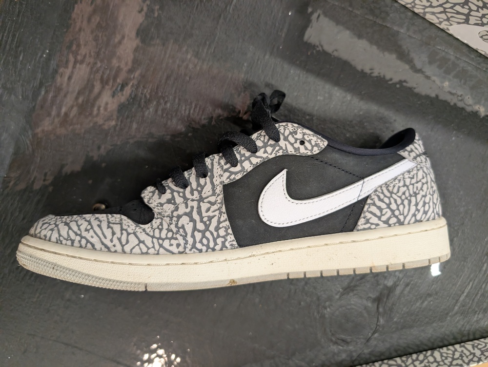 Air Jordan 1 Retro Low OG - US 12 - New in Box